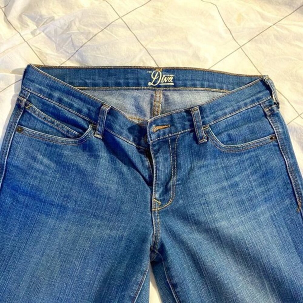 Old Navy Diva Jeans in Size 8 Long. Attention Tall Girls! Great Used Condition